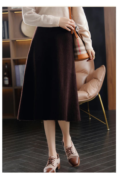 2025 Autumn New High-Waist 100%Pure Wool Pleated Long Skirt Women's Knit Base Skirt Fashion Pack Hip A-Line Cashmere Large Skirt