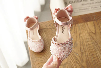 New Kids Leather Shoes Girls Wedding Shoes Children Princess Sandals Sequins Bow Girls Casual Dance Shoes Flat Sandals E462.