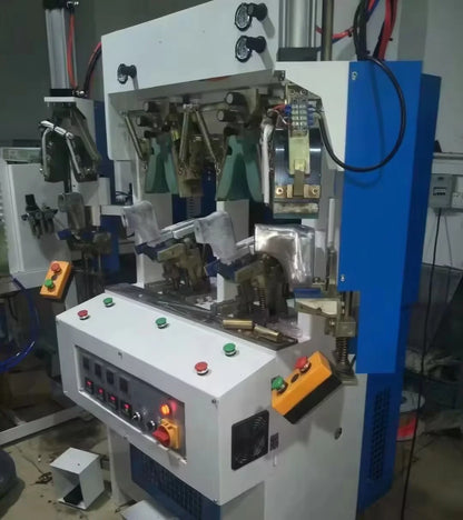 The Latest Styles of Fashionable and Comfortable Men's Shoes in Spring and Autumn.