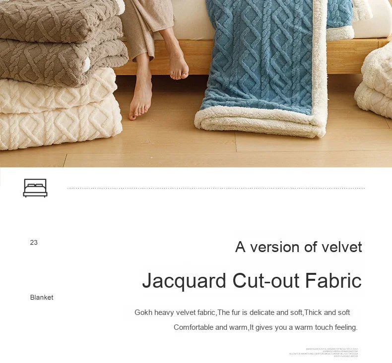 Lamb Fleece Double-Sided Velvet Blanket Double-Layer Thickened Woven Polyester Wearable Blanket.
