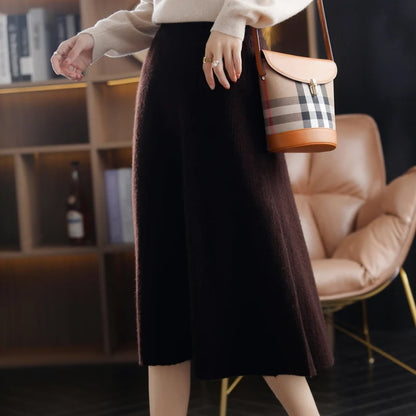 2025 Autumn New High-Waist 100%Pure Wool Pleated Long Skirt Women's Knit Base Skirt Fashion Pack Hip A-Line Cashmere Large Skirt.