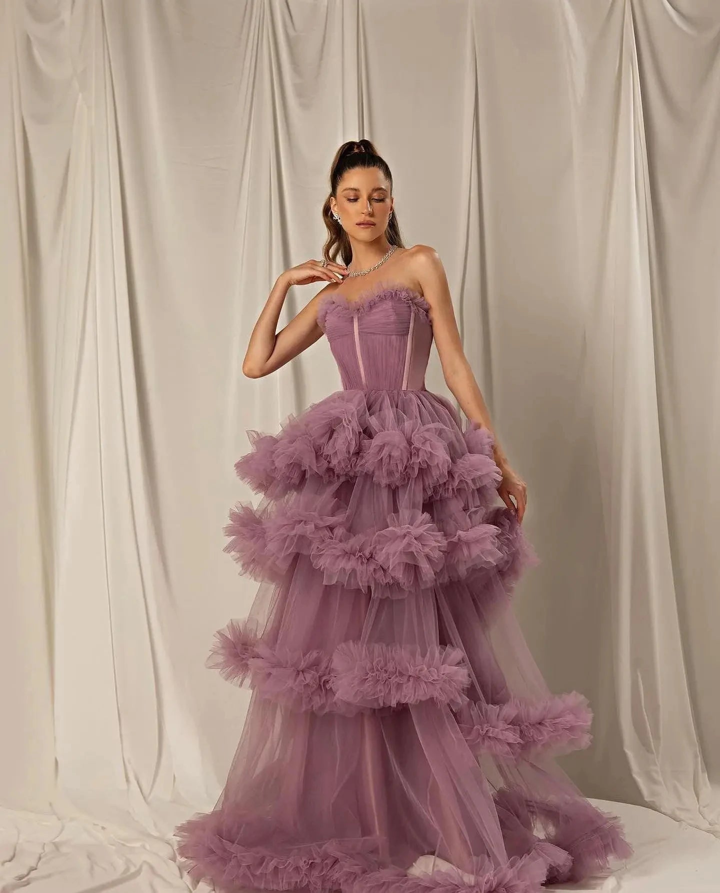 Arabic Burgundy Tulle Tiered Ruffles Evening Dresses With Gloves Pink Spaghetti Straps Wedding Party Gowns SF049-2.