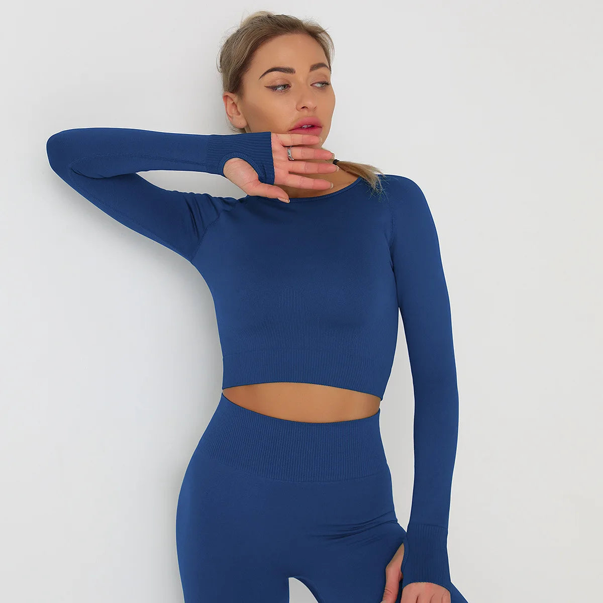 Seamless Athletic Crop Top Woman Sports T-shirts Yoga Top Knitted Shirt Long Sleeve Workout Tops For Women Fashion Gym Clothes.