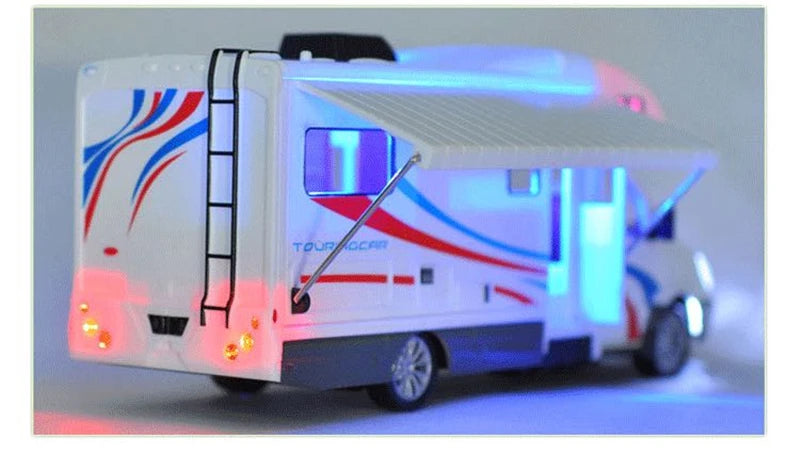 1:28 Diecast Luxury RV Recreational Vehicle Car Model Metal Camper Van Motorhome Touring Car Model Sound and Light Kids Toy Gift