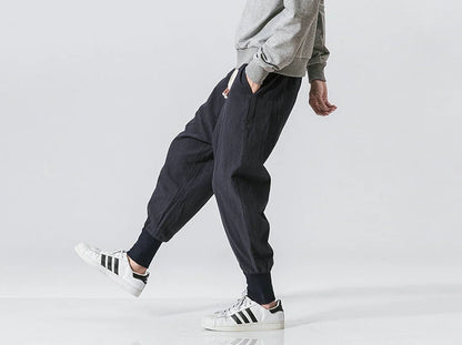 Cotton Linen Harem Pants Men Solid Elastic Waist Streetwear Joggers New Baggy Drop-crotch Pants Casual Trousers Men.