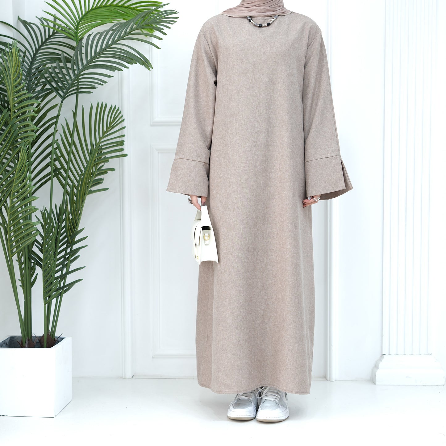 2024 New Dubai Abaya for Muslim Women Eid Ramadan Modest Dress Türkiye Loose Large Elegant Dress Gown Female Islam Clothing.