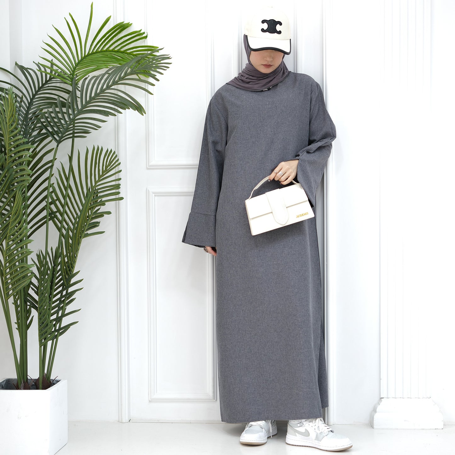 2024 New Dubai Abaya for Muslim Women Eid Ramadan Modest Dress Türkiye Loose Large Elegant Dress Gown Female Islam Clothing.