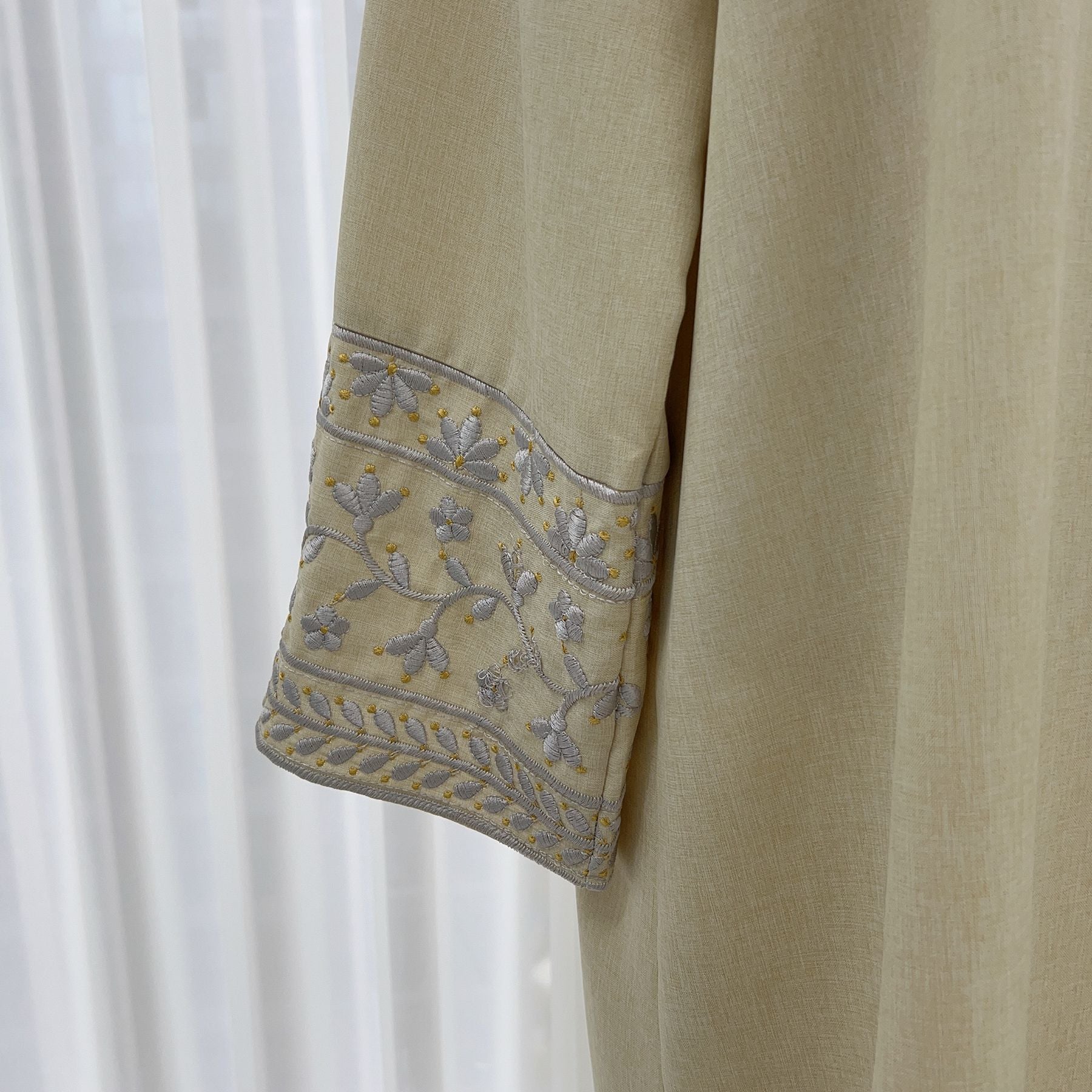 Floral Stickerei Muslimischen Abaya für Frauen Eid Kleid Marokko Ramadan Spitze-up Abayas Kaftan Islam Vestidos Dubai Arabischen Lange robe.