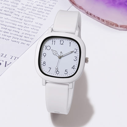 Fashion Brand Bear Women Quartz Watch 2024 Ladies Casual Silicone Jelly Watches Clock Girl Gift Zegarek Damski.