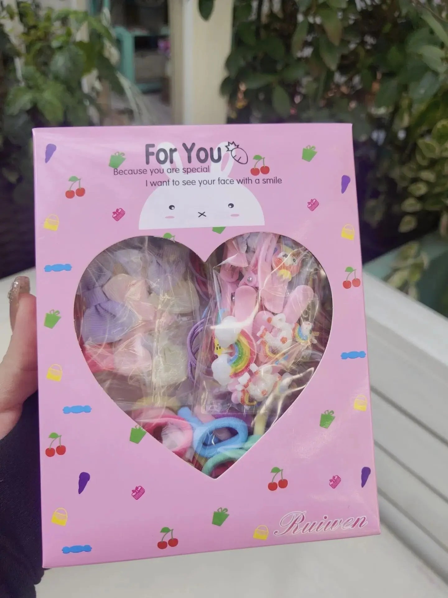 170pcs Children's Accessories Hair Clip Hair Card Princess Hair Rope Gift Box Side Clip Hair Accessories Combination Set.