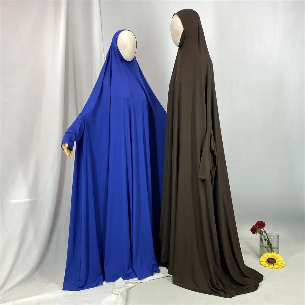 Middle East Muslim Fashionable Hooded Dress Dubai Arab Elegant Robe Elegant Long Shirt for Women with Hood from Mainland China.
