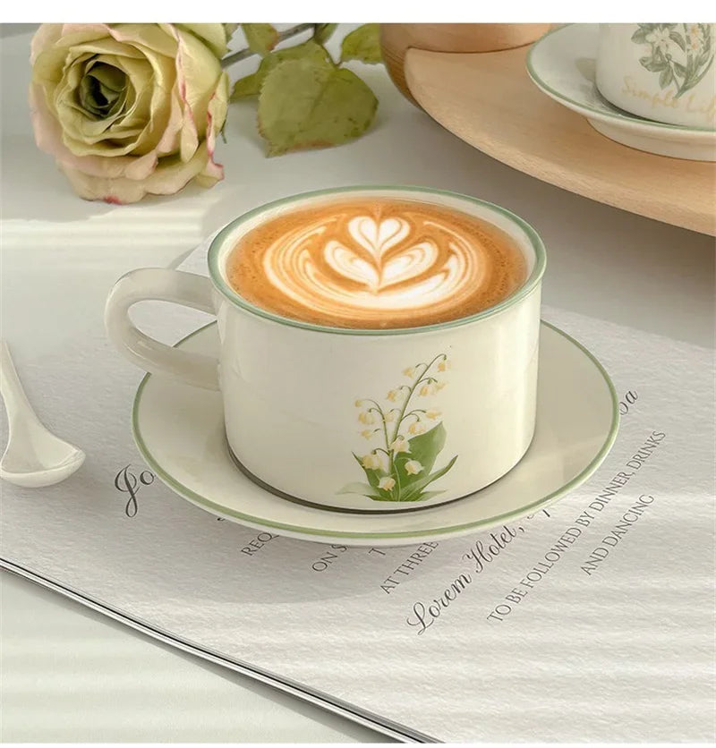 380ml Retro European Style Ceramic Mug Floral pattern Coffee Cup and Saucer Set Exquisite Latte Afternoon Tea cup Dessert Plate.