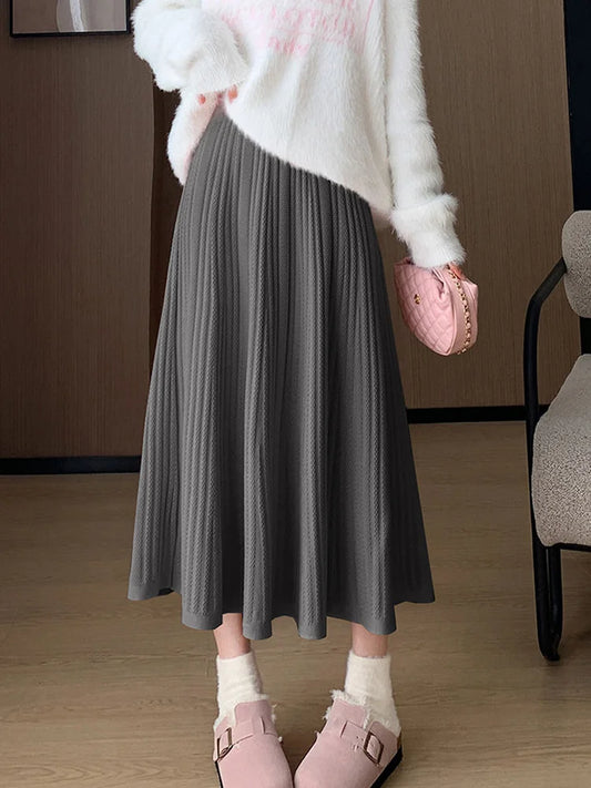 Sweet Vintage Knitted Long Skirts Women Preppy Style High Waist Loose A Line Skirts Fall Winter Retro Simple Elegant Long Skirts.