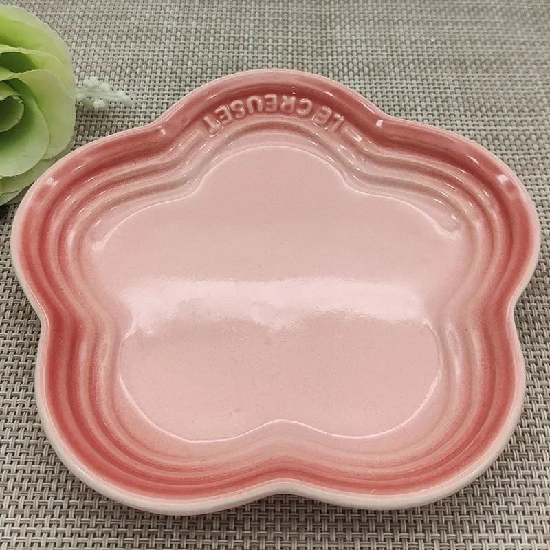 Plum French Home Ceramic Underglaze Colored Small Plum Blossom Plate Handmade Flower Shaped Side Dish Decorative Dessert Tray