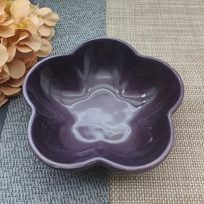 5 Inch Creative Flower Ceramic Bowl Small Deep Dish Solid Color Ceramic Bowl Small Dish Dip Dish Home Kitchen Supplies Gift.
