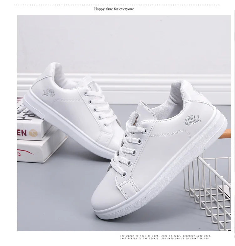 Spring Women Casual Shoes White Breathable Embroidered Flower Lace-Up Women Sneakers Fashion Korean version Women Tennis shoes.