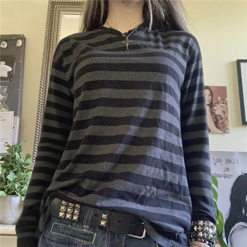 Y2k Teen Striped Long Sleeve T-Shirts Fairy Grunge Print Baggy Tops Vintage Harajuku 2000s E-Girl Shirts Vintage Streetwear.
