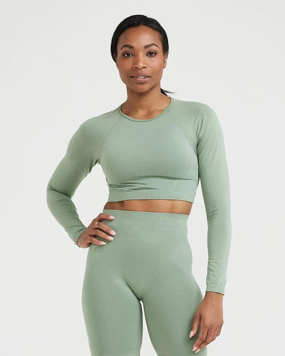 Seamless High-Quality Yoga Suit Effortless Oneractive Tight Scrunch Peachy Butt Gymwear Fitness Clothing For Women.