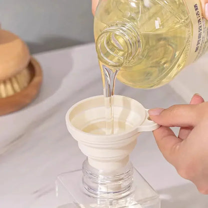 Kitchen Silicone Funnel  Foldable Funnel for Filling Water Bottle With Liquid Transfer Portable Oil Pot Funnel Kitchen Gadgets.