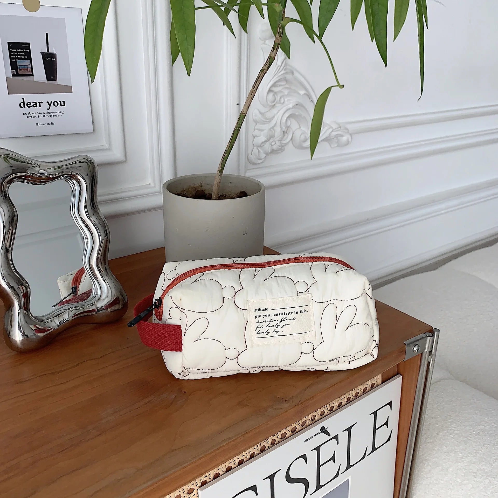 2025 Cute Rabbit Travel Cosmetic Lipstick Purse Storage Bag Kawaii Women Makeup Handbags Organizer Wallet Pouch Pencil Case Bags.