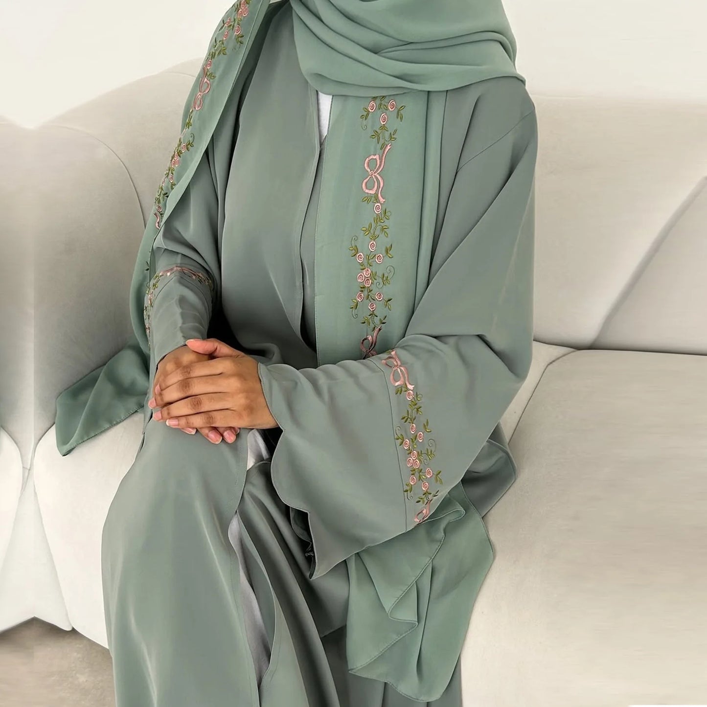 Front Open Abaya with Hijab 2 Piece Set Muslim Embroidery Abayas for Women Dubai Modest Islamic Clothing Kaftan Turkish Dresses.