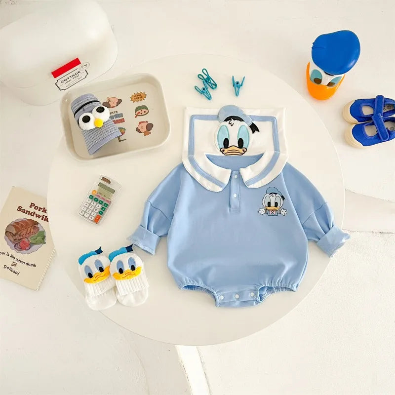 Neugeborenen Baby Strampler Socke Hut 3 stücke Set Cartoon Donald Daisy Ente Kleidung Jungen Mädchen Overall Infant Kurzarm Body k732.