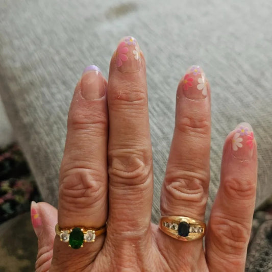 24Pcs Short Almond Press-On Nails Pink Floral French Tip Glossy&Elegant Full Cover Fake Nails for Women&Girls Spring,Daily Wear.