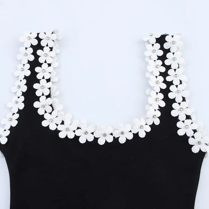 TRAFZA Weibliches Sommer-Sexy-dünnes Kleid, 2-farbig, fester quadratischer Kragen, ärmellos, rückenfrei, Blumendekoration, Damenmode-Kleider.