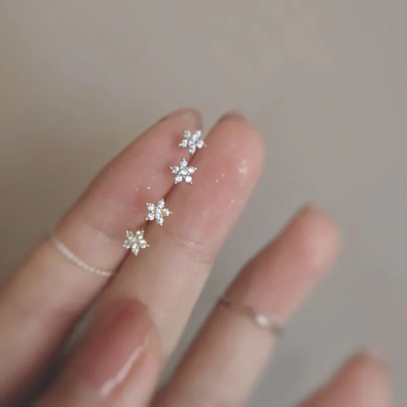 925 Silver Needle Mini Snowflake Flower Cubic Zirconia Earrings Ear Bone Nail Piercing Ear Jewelry Children's Earrings.