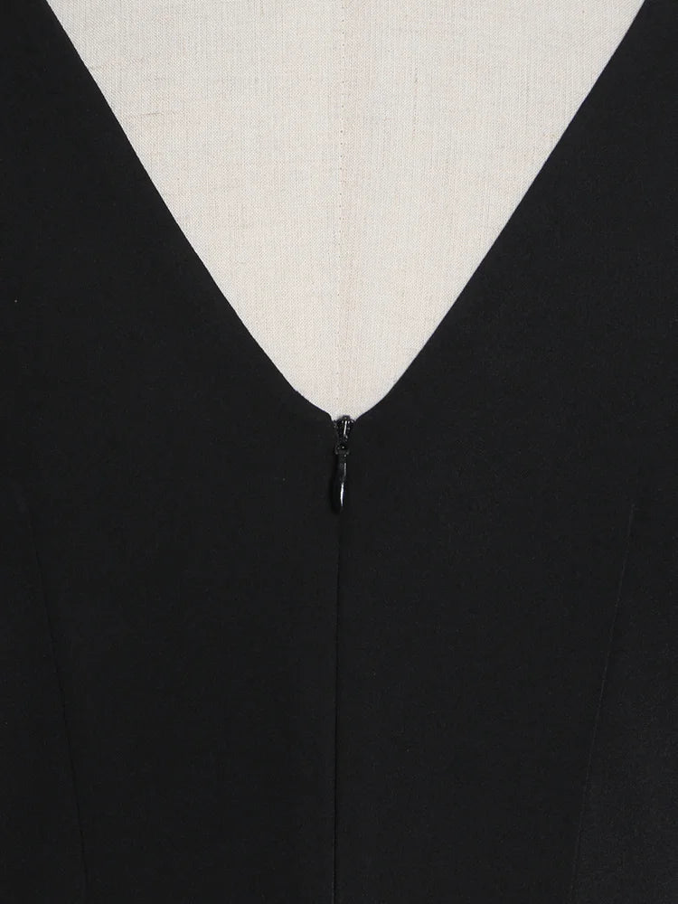 TWOTWINSTYLE Elegante Schwarz Kleid Für Frauen Quadrat Kragen Ärmellose Hohe Taille Solide Patchwork Bowknot Midi Kleider Weiblichen Stil