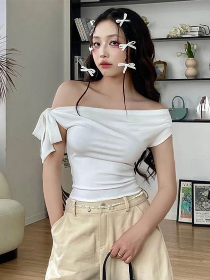2025 Women'S Summer Ins Style New Shrink Pleated One-Shoulder Crop Top Backless Twist Tie Asymmetric T-Shirt Casual Top.