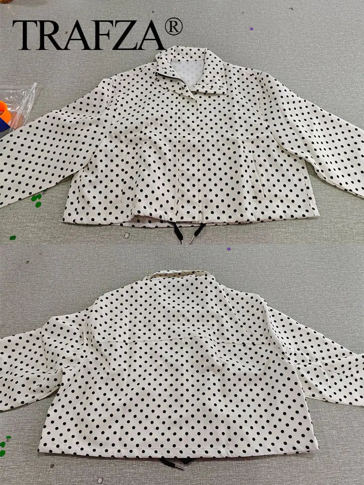 TRAFZA Herbst Polka Dot Gedruckt Jacke Für Frauen Lange Ärmel Rollkragen Zipper Mit Taschen Kordelzug Lose Vintage Mäntel.