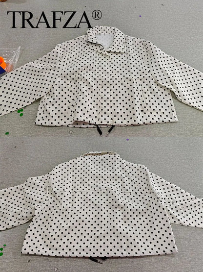 TRAFZA Herbst Polka Dot Gedruckt Jacke Für Frauen Lange Ärmel Rollkragen Zipper Mit Taschen Kordelzug Lose Vintage Mäntel.