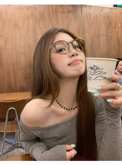 1pcs Spring Autumn Fashion Skew Collar Off-shoulder Long-sleeved T-shirts Women New Solid Slim Fit Sexy Tees Shirts Student Tops.