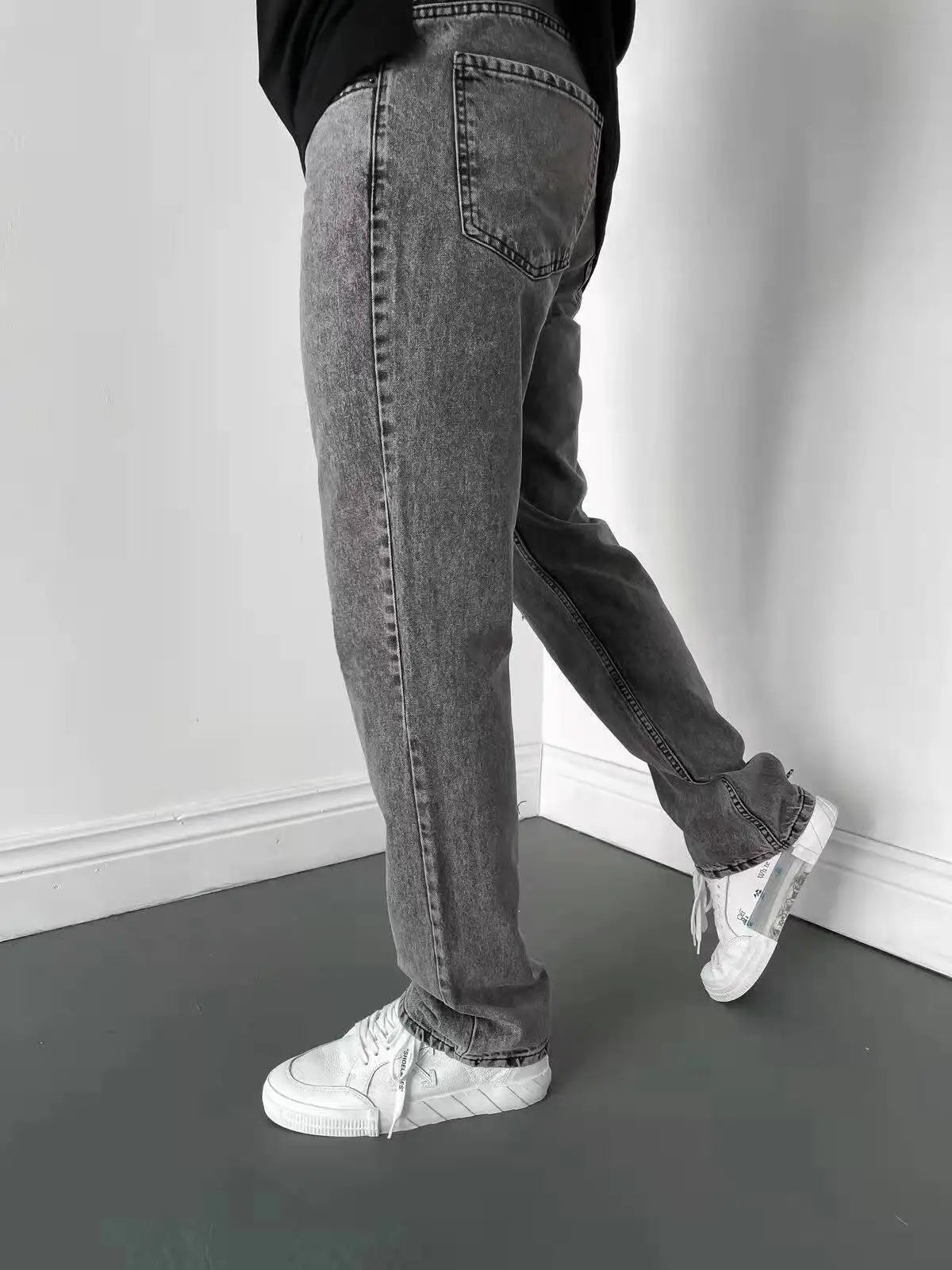 Men Comfortable Straight Casual Jeans Male Soft Baggy Outside Denim Pants Classic Elastic Waist Solid Office Work Denim Trousers.