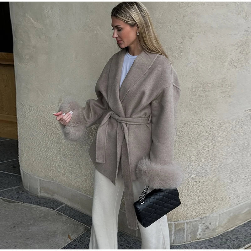 2025 Chic Revers Plüsch Mantel Mit Gürtel Frauen Vintage Feste Faux Pelz Hülse Tweed Offene Mäntel Weibliche Herbst Casual Straße outwear.