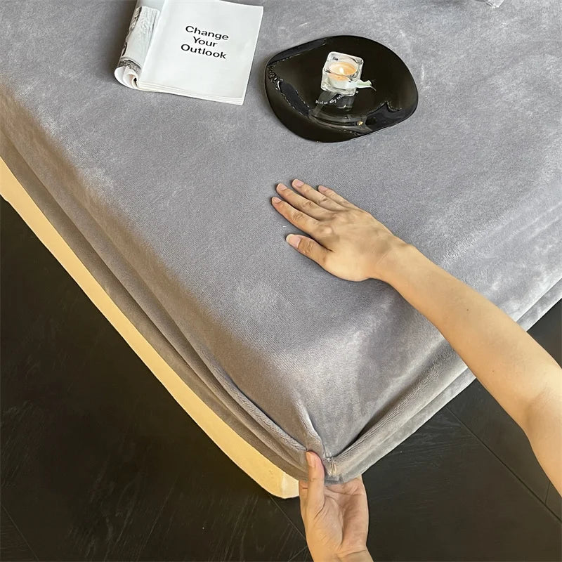 Soft Flannel Fitted Sheet for Winter, Fleece Mattress Protector, Cover with Elastic Band, Bed Linen, Solid Grey, 180x200cm, 1Pc.