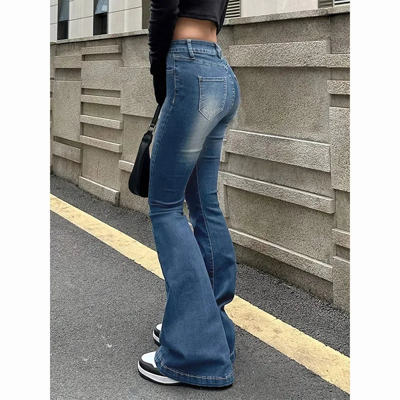 2025Mädchen Concise Ins Hohe Taille Ausgestellte Jeans Weibliche Stretchy Bootcut Denim Hosen Frauen Einfarbig Dünne Schlaghosen.