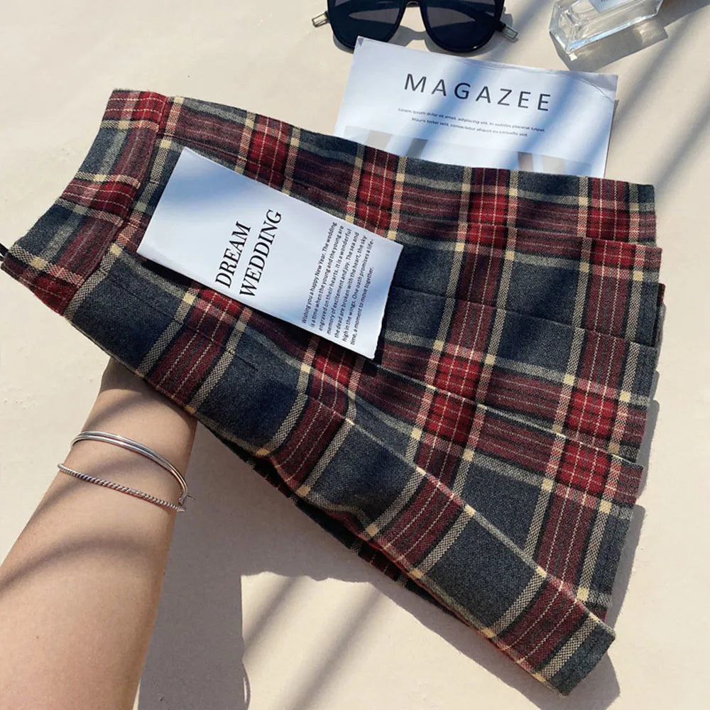 Plaid Woolen Blends Pleated Skirt For Women Fall Winter High Waist A-line Skirt Ladies Fashion Khaki Mini Skirts Vintage Female