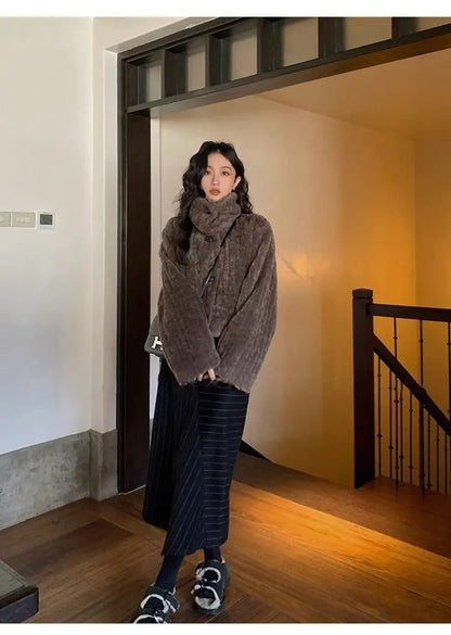 2025 Winter Fashion Stand Collar Warm Plush Short Jacket Women Autumn Retro Street Thickened Loose Harajuku Casual Short Jacket