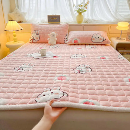 Winter Warm Velvet Mattress Toppers Thick Bed Mattress Cover Bedspread Bed Linens Thin Tatami Floor Mat Single Double Bed Sheet