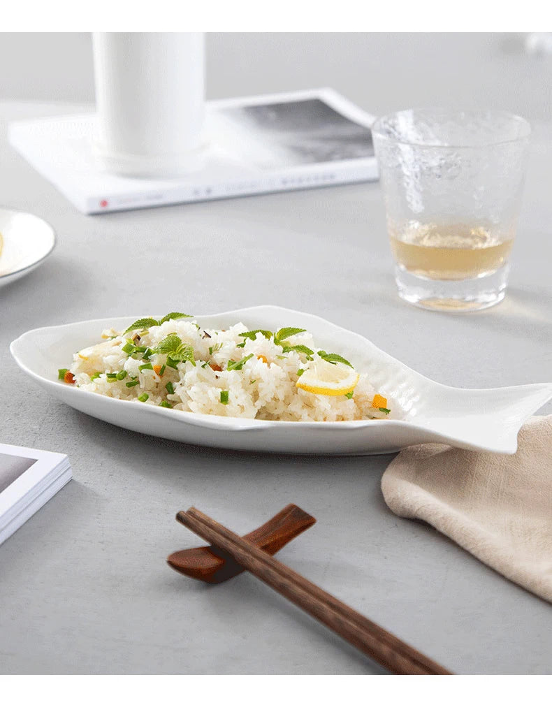 Japanese Ceramic Fish Plate White Irregular Plate Healthy Tableware Kitchen Cookware Dessert Sushi Pasta Plate Hotel Tableware.