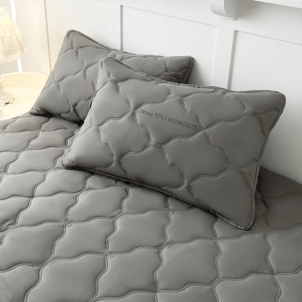 Microfiber Waterproof Fitted Bed Sheets with Elastic Bands Bedspread Covers Mattress Pads for Single Double/King/Queen Size Beds.