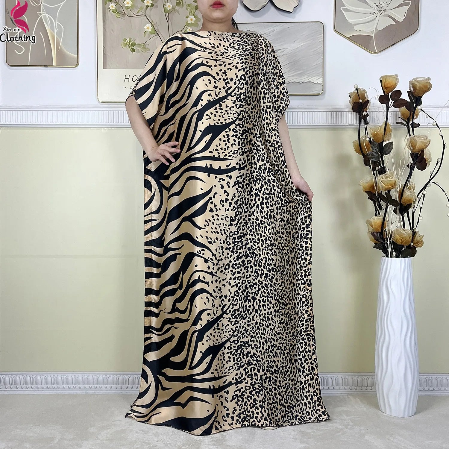 2025 New Beach Party Dress Soft Silk Fabric Loose Short Sleeve Dubai Women Vacation Dress African Abaya Islam Lady Casual Dress.