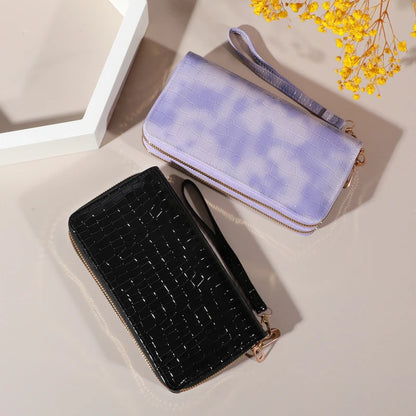 Chic Vintage Double Layer Clutch Wallet - Retro Zipper Coin Purse & Wristlet - Fashionable Womens Accessory with Secure Storage.