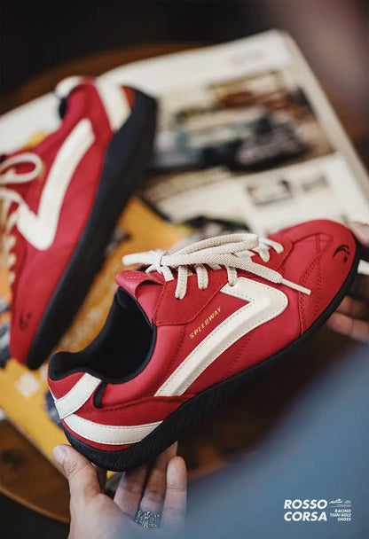 Maden Vintage Patchwork Rot Racing Sneakers Unisex Sommer Atmungsaktive Deutsche Trainer Schuhe Dünne Sohle Casual Lace-Up Sportliche Schuhe.