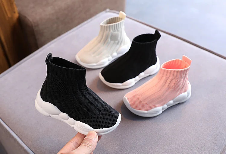Kids Sock Shoes Knitted Fashion High Top Sneakers for Boys Girls Casual Sport Sock Sneakers 2-6 Years Children Tennis Shoes.