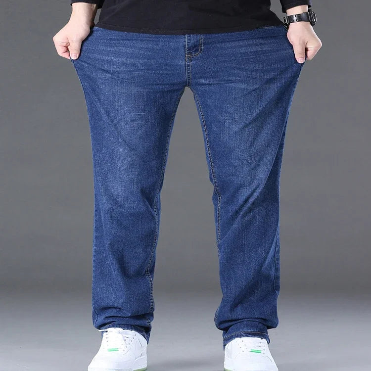 Große Größe Herren Jeans High Stretch Denim Stoff Große Größe Hosen für 45-150 kg Jeans Hombre Jeans mit weitem Bein Pantalon Homme.