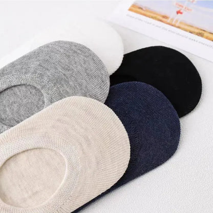 5 Pairs of Super Cute Bear Embroidered Cartoon Bear Boat Socks, Soft and Comfortable, Sweat Wicking and Versatile Short Socks.