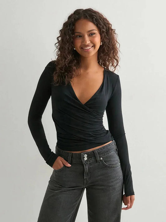 Sexy Solid Color V-neck Long Sleeved T-shirt Top Waist Cinching 2025 Trendy Casual Top for Women.